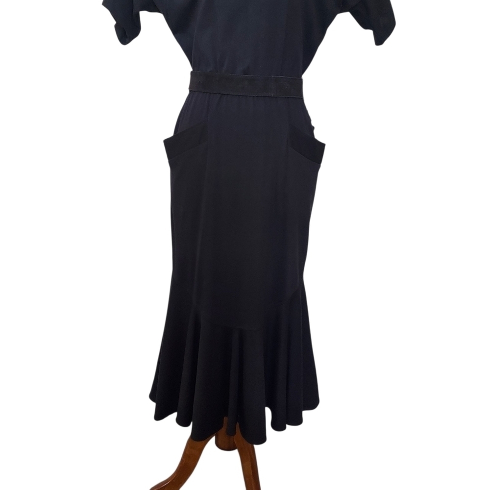 Vintage Black Sheath Dress with Dolman Sleeves and Bib Collar - Picture 5 of 16